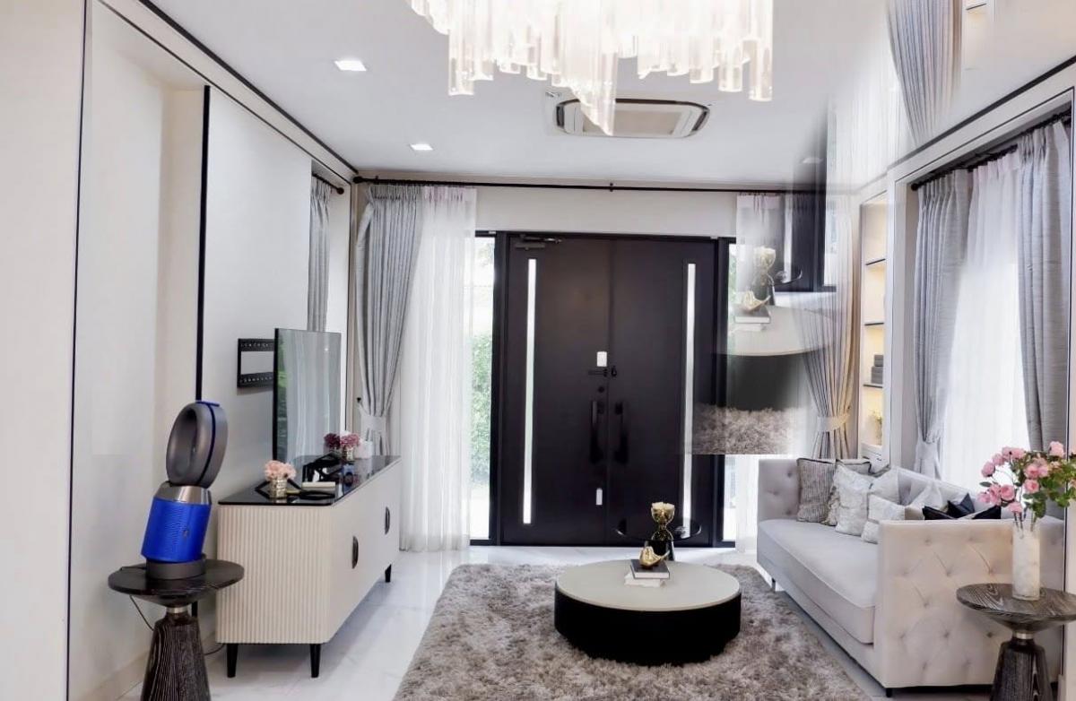 ขายบ้านวิภาวดี ดอนเมือง หลักสี่ : 28/02/2026, บ้านหรูสไตล์ Tuscany 4 ห้องนอน ย่านรามอินทรา-พหลโยธิน 50 
พร้อมคลับเฮาส์ สระว่ายน้ำ และความปลอดภัยครบครัน เริ่ม 22.9 ล้าน!