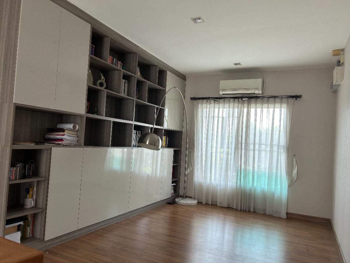 ขายบ้านลาดกระบัง สุวรรณภูมิ : 28/02/2026, บ้านหรู 4 ห้องนอน ขนาดใหญ่ 233 ตร.ม. ในทำเลทอง สุขุมวิท-วงแหวน 
Casa Premium On Nut-Wongwaen ราคา 15.9 ล้าน ลงตัวทุกฟังก์ชันสำหรับครอบครัวใหญ่