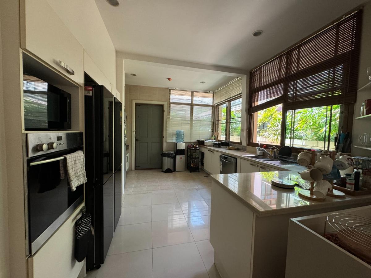 ให้เช่าบ้านอ่อนนุช อุดมสุข : 28/02/2026, บ้านหรู 4 ห้องนอน สุขุมวิท 67 ใจกลางอโศก-ทองหล่อ 
เช่า 180,000 บาท พร้อมพื้นที่กว้างขวาง 394 ตร.ม.