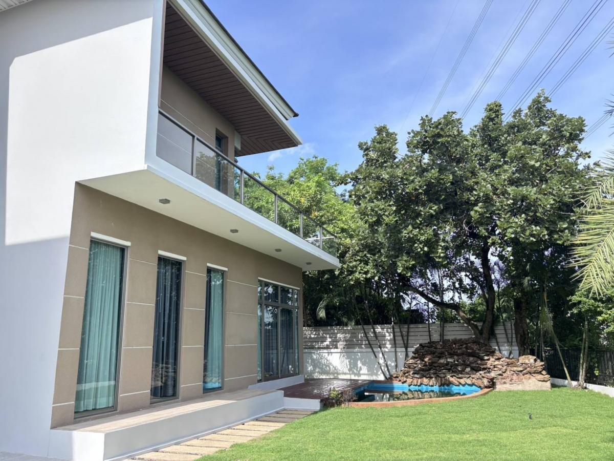 ขายบ้านมีนบุรี-ร่มเกล้า : 28/02/2026, บ้านหรู 6 ห้องนอน พร้อมที่ดิน 305 ตร.วาใน Perfect Place Ramkhamhang 164 
ขาย 35 ล้าน ทำเลศักยภาพ ใกล้กรุงเทพ Kreetha – Lat Krabang – Ramkhamhaeng