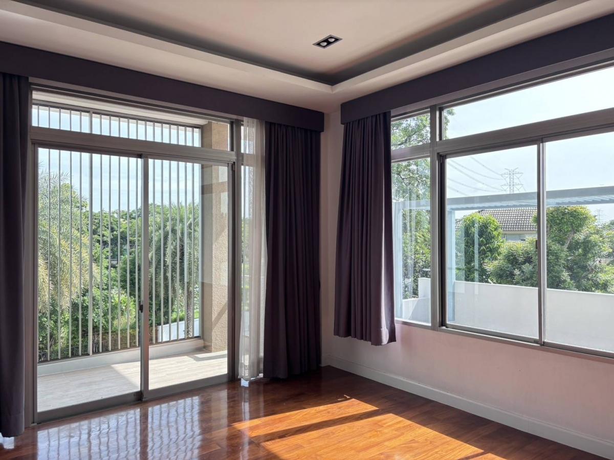 ขายบ้านมีนบุรี-ร่มเกล้า : 28/02/2026, บ้านหรู 6 ห้องนอน พร้อมที่ดิน 305 ตร.วาใน Perfect Place Ramkhamhang 164 
ขาย 35 ล้าน ทำเลศักยภาพ ใกล้กรุงเทพ Kreetha – Lat Krabang – Ramkhamhaeng