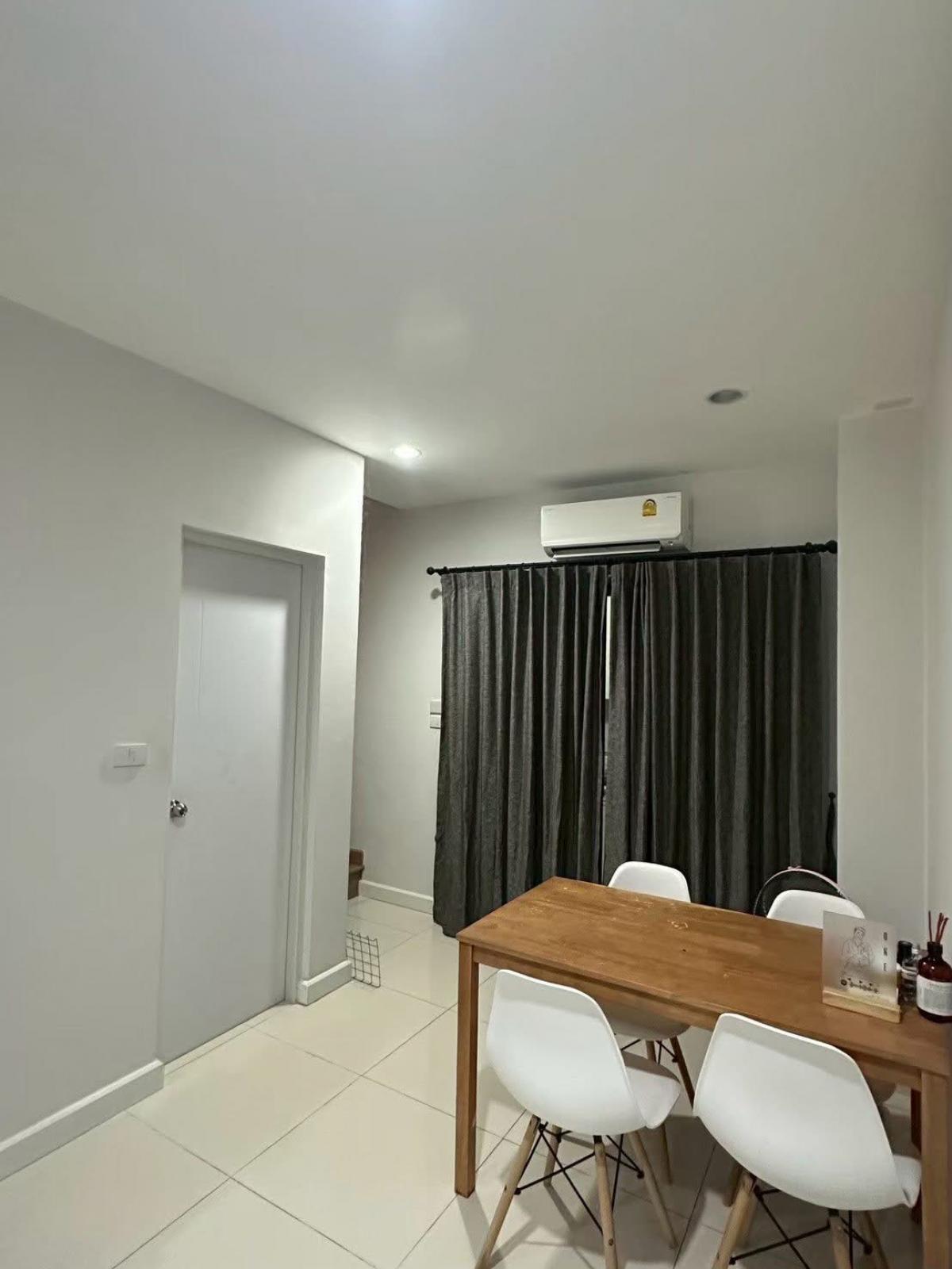 ให้เช่าทาวน์โฮมนวมินทร์ รามอินทรา : 28/02/2026, ปล่อยเช่าเวิร์ฟ สายไหม 2 ห้องนอน พื้นที่กว้าง จอดรถได้ 2 คัน ทำเลดี เดินทางสะดวก ใกล้รถไฟฟ้าและทางด่วน แค่ 28,000 บาท/เดือน