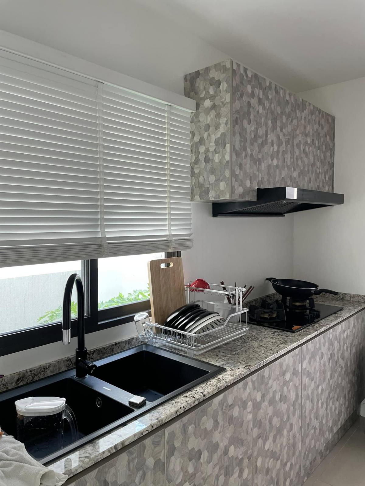 ขายบ้านสมุทรปราการ สำโรง : 28/02/2026, บ้านเดี่ยวสุดหรู 3 ห้องนอน ย่านบางนา-เทพารักษ์ 
ขาย 6.2 ล้าน หรือเช่า 70,000/เดือน พร้อมสิ่งอำนวยความสะดวกครบ!