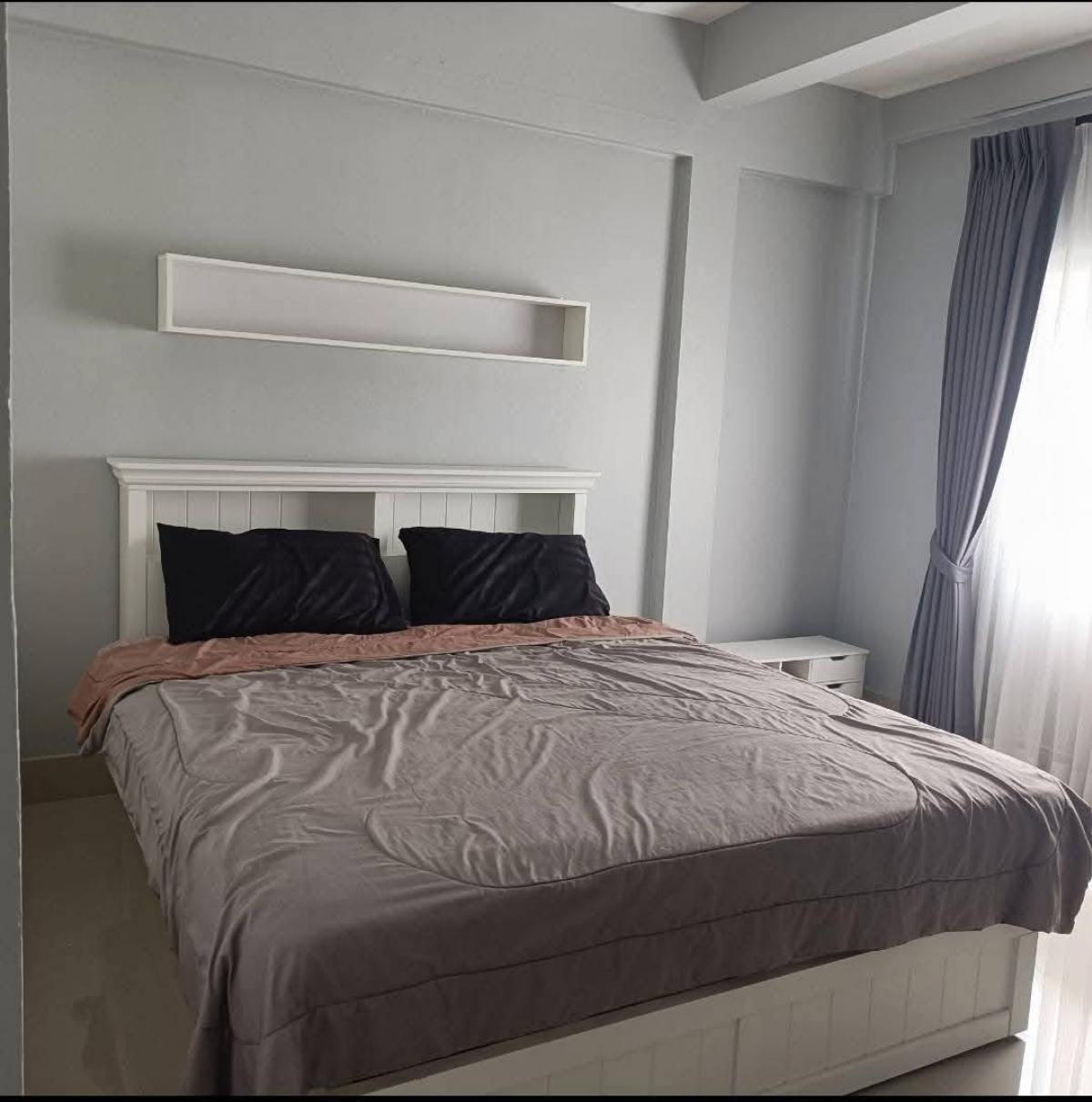 ขายทาวน์โฮมลาดพร้าว เซ็นทรัลลาดพร้าว : 28/02/2026, ขายทาวน์โฮมลาดพร้าว 3นอน3น้ำ 4.5 ล้าน พร้อมจอดรถ 4 คัน เช่าเพียง 29,000 บ. ทำเลดี ใกล้รถไฟฟ้าสายสีเหลือง