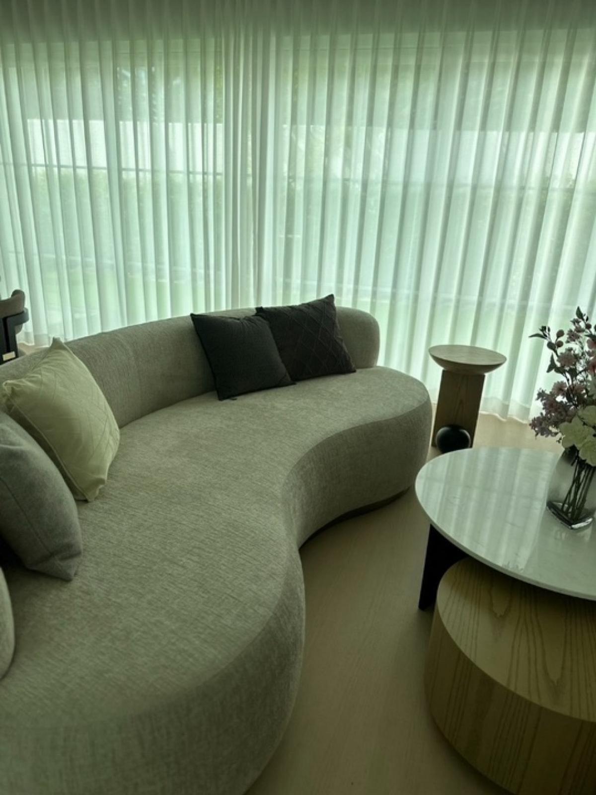 ให้เช่าบ้านบางนา แบริ่ง ลาซาล : 28/02/2026, บ้านหรู 4 นอน ติด ASB บางนา กม.15 พร้อมสนามบาส สวนส่วนตัว 
เช่าเพียง 90,000 บ./ด. ใกล้ Mega บางนา เดินทางสะดวก!