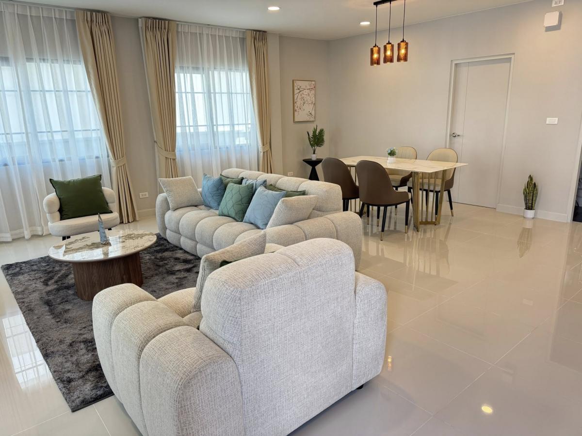 ขายบ้านบางนา แบริ่ง ลาซาล : 28/02/2026, บ้านเดี่ยว 4 ห้องนอน พร้อมสวนกว้าง บางนา ใกล้เมกะ 
เช่า 100,000 บาท/เดือน หรือขาย 11.9 ล้าน พร้อมเฟอร์ครบ!