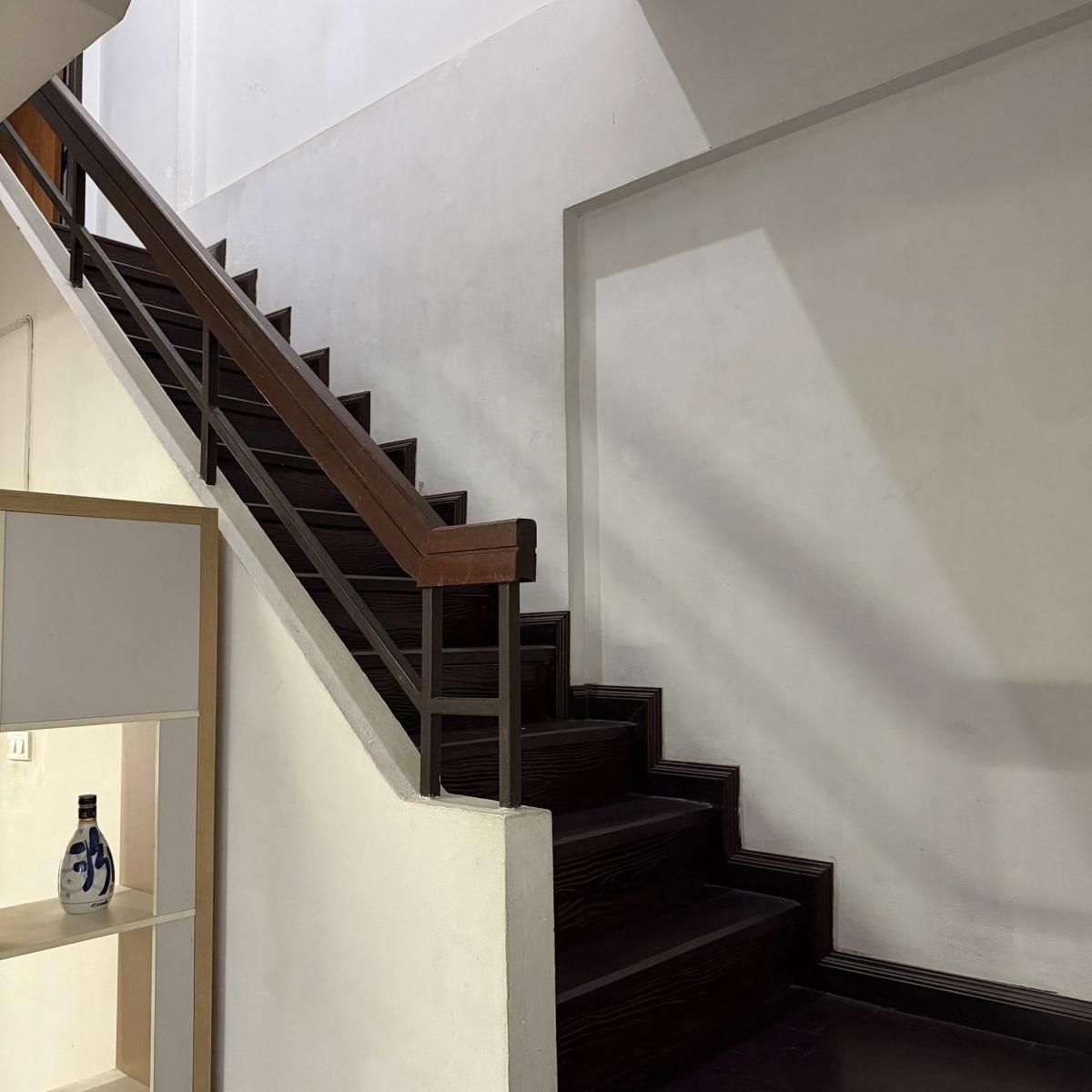 For SaleTownhomePattanakan, Srinakarin : 28/02/2026, 3 bedroom townhome in the heart of Phatthanakan. Ready to move in, great price. Rent or buy, starting at just 17,000 baht per month, house with an area of 36 sq m.