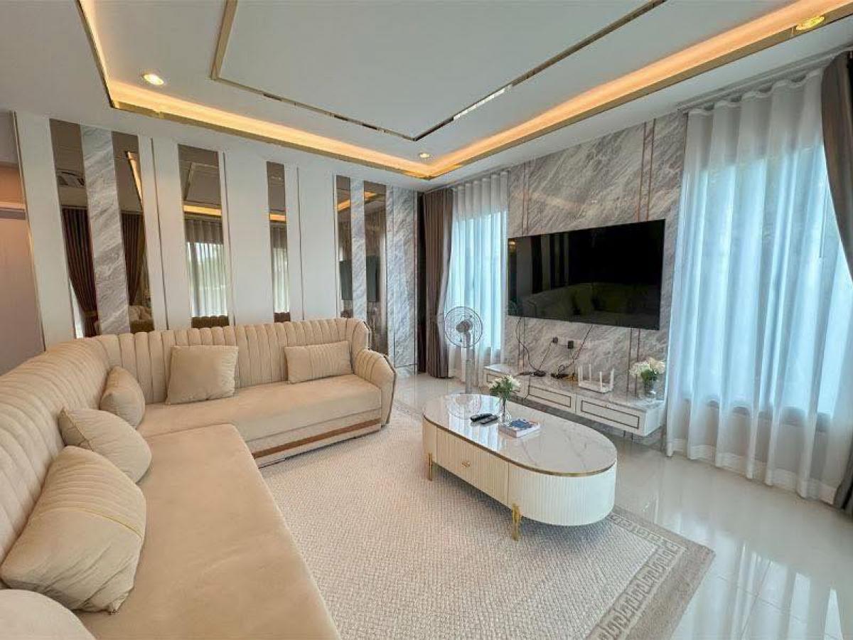 For SaleHouseBang kae, Phetkasem : 28/02/2026, New house, 4 bedrooms, with solar cells, fully furnished, ready to move in at Passorn Sai 2. 
Width area 305 sq m. on land 102 sq m. Great price only 12.99 million.