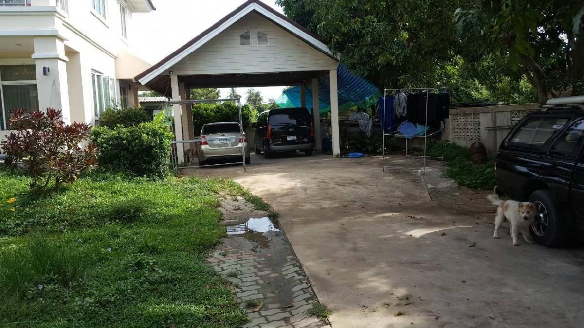 For SaleHouseBang kae, Phetkasem : 28/02/2026, 4 bedroom detached house on land area 194 sq m. 
Ready to move in, Phetkasem area, selling price 11 million, don't miss it!