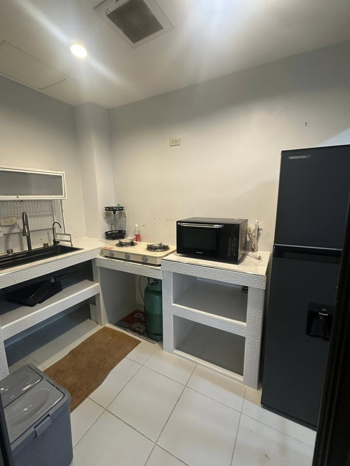 ขายทาวน์โฮมปิ่นเกล้า จรัญสนิทวงศ์ : 28/02/2026, บ้านสวยพร้อมอยู่ 4 นอน 2 น้ำ 127 ตร.ม. ราคาต่อรองได้ ใกล้ปิ่นเกล้า-ศิริราช เดินทางสะดวก ใจกลางบางขุนนนท์