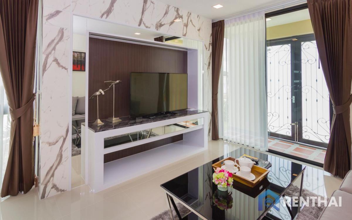 ขายบ้านพัทยา บางแสน ชลบุรี สัตหีบ : บ้าน 4 ห้องนอนในวิลล่าเอเชียติก พัทยา