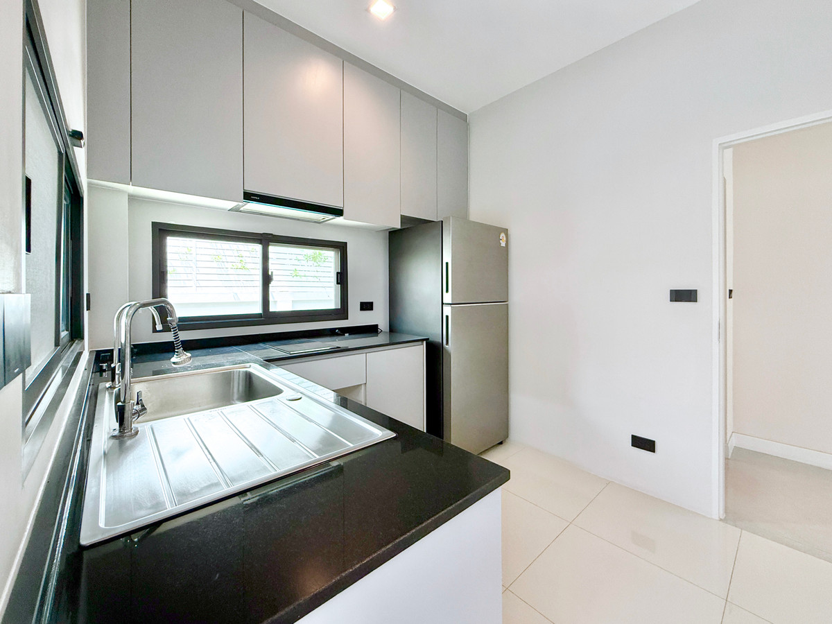 บ้านบางนา แบริ่ง ลาซาล : 🚀 บางกอก บูเลอวาร์ด บางนา กม.5 - 237ตรม. 4นอน4น้ำ2ที่จอดรถ ปรับลดค่าเช่า 092-545-6151 (ทีม)