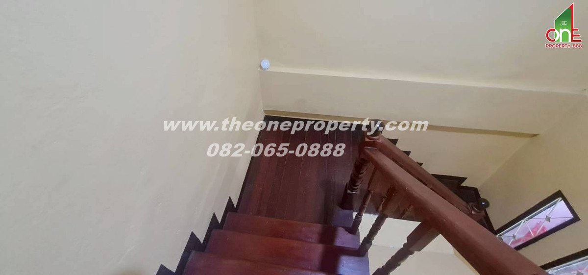 For SaleTownhomeNakhon Pathom : Townhouse, 2 floors, 24 sq m., Siwarat Village 5, Phetkasem Road, Phutmonthon Sai 4 Road, Krathum Lom Subdistrict, Sam Phran District, Nakhon Pathom Province.