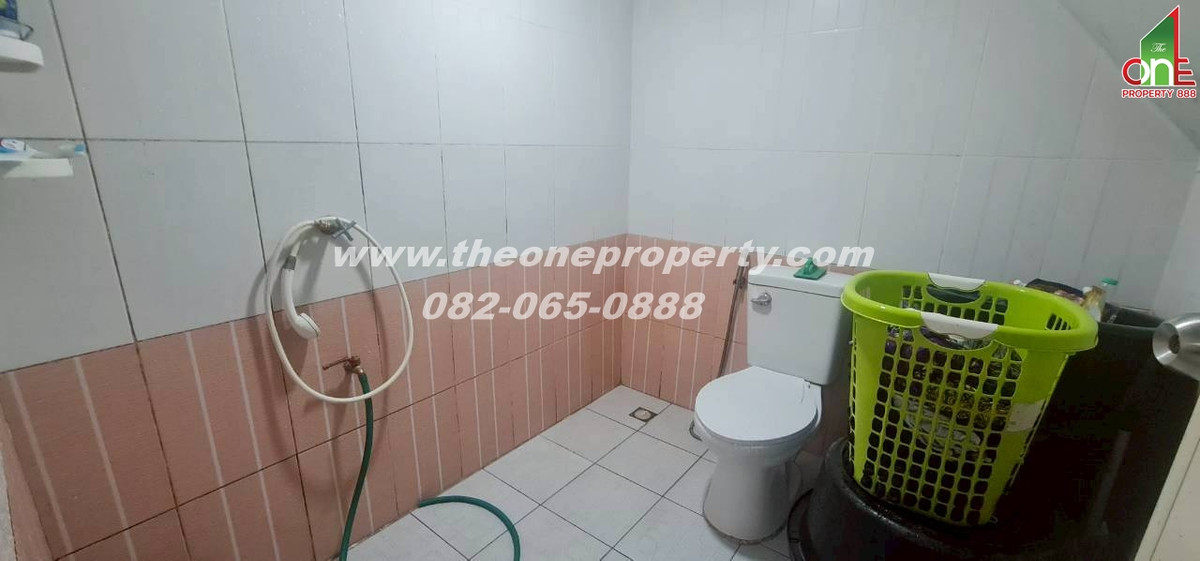 For SaleTownhomeNakhon Pathom : Townhouse, 2 floors, 24 sq m., Siwarat Village 5, Phetkasem Road, Phutmonthon Sai 4 Road, Krathum Lom Subdistrict, Sam Phran District, Nakhon Pathom Province.