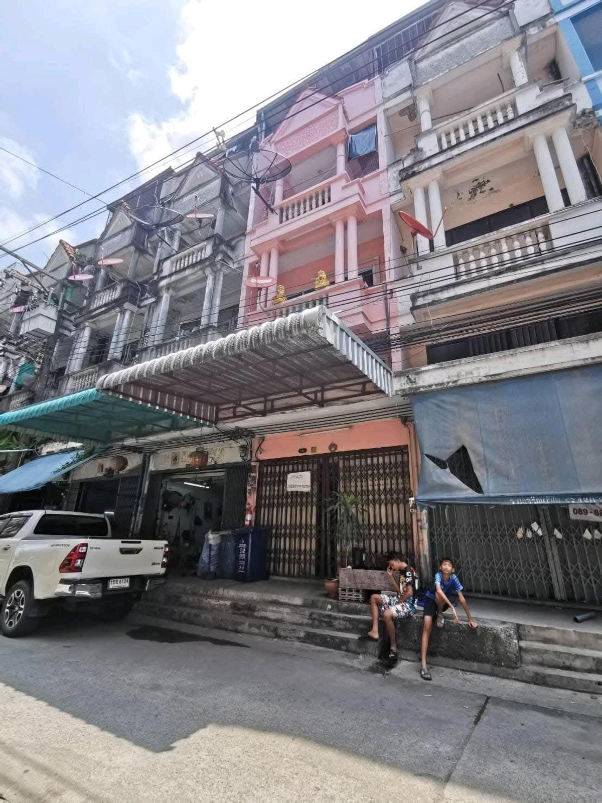 ขายอาคารพาณิชย์ปิ่นเกล้า จรัญสนิทวงศ์ : ขาย พุทธมณฑลสาย 1 ซอย 5