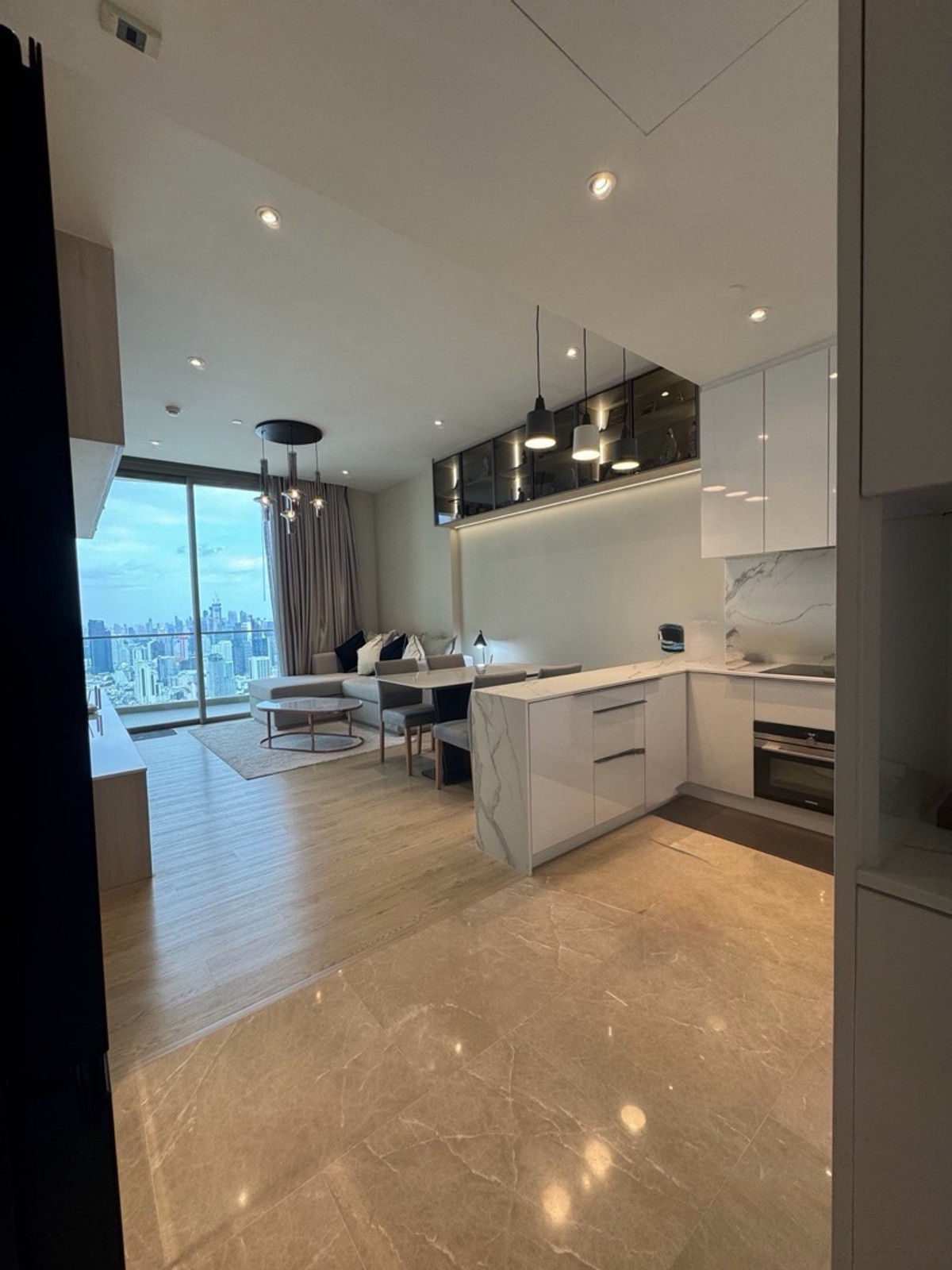 For SaleCondoWongwianyai, Charoennakor : 2BR River View Residence at Magnolia Waterfront next to ICONSIAM, 94 sqm high ceiling unit, premium riverside living, ideal for residence or investment