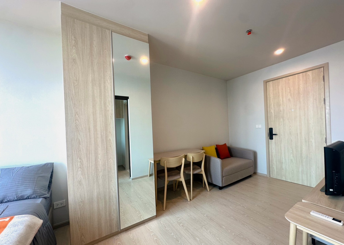 เซ้งคอนโดบางนา แบริ่ง ลาซาล : 10,000 ก็อยู่ติด Mega ได้! ห้องใหม่ ชั้น 21 วิวไม่บล็อก อยู่สบาย ใกล้ห้าง ใกล้รถไฟฟ้า ห้องใหม่แต่งครบ 