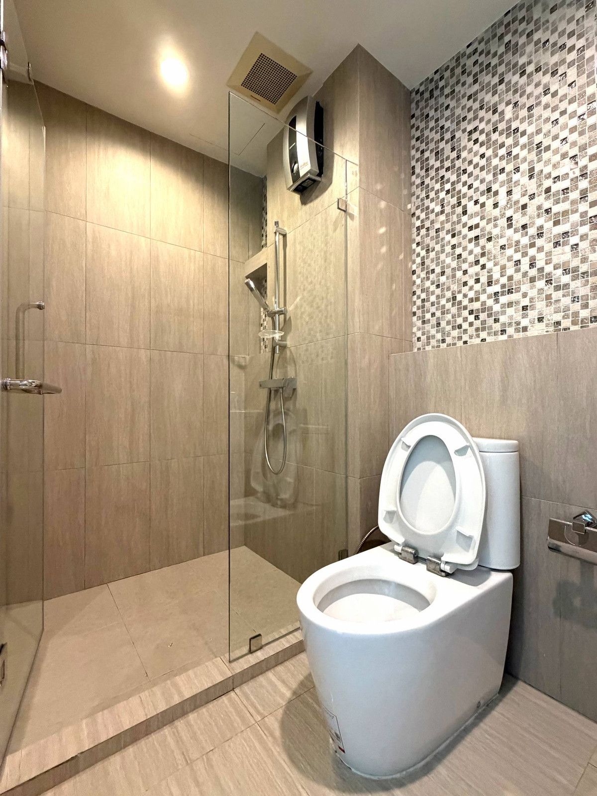 For RentCondoRatchadapisek, Huaikwang, Suttisan : Condo for rent, Life Ratchadaphisek, 1 bedroom, size 31.5 sq m., 6 foot bed.