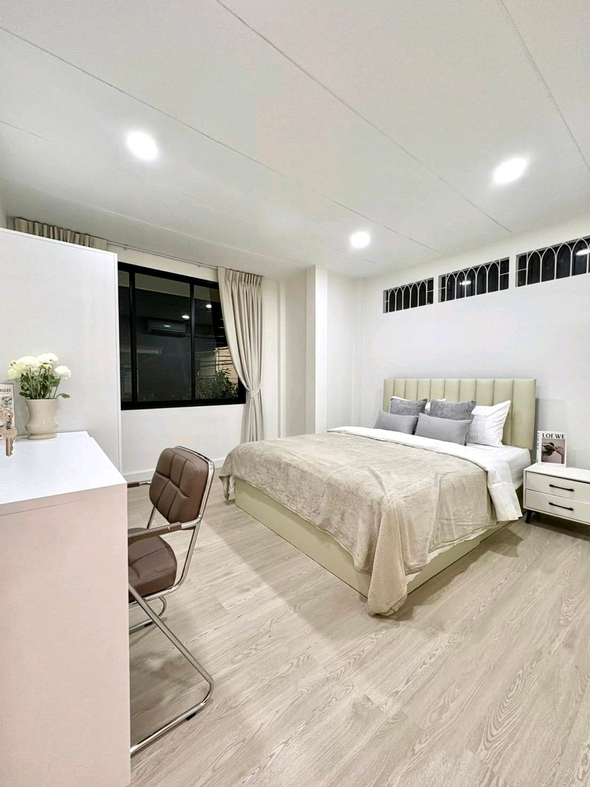 For RentHouseRatchadapisek, Huaikwang, Suttisan : 🔥🔥🔥2-story detached house 
📍 Huai Khwang – Sutthisan – Ratchada CBD
Huai Khwang – Sutthisan – Ratchada💚💚💚