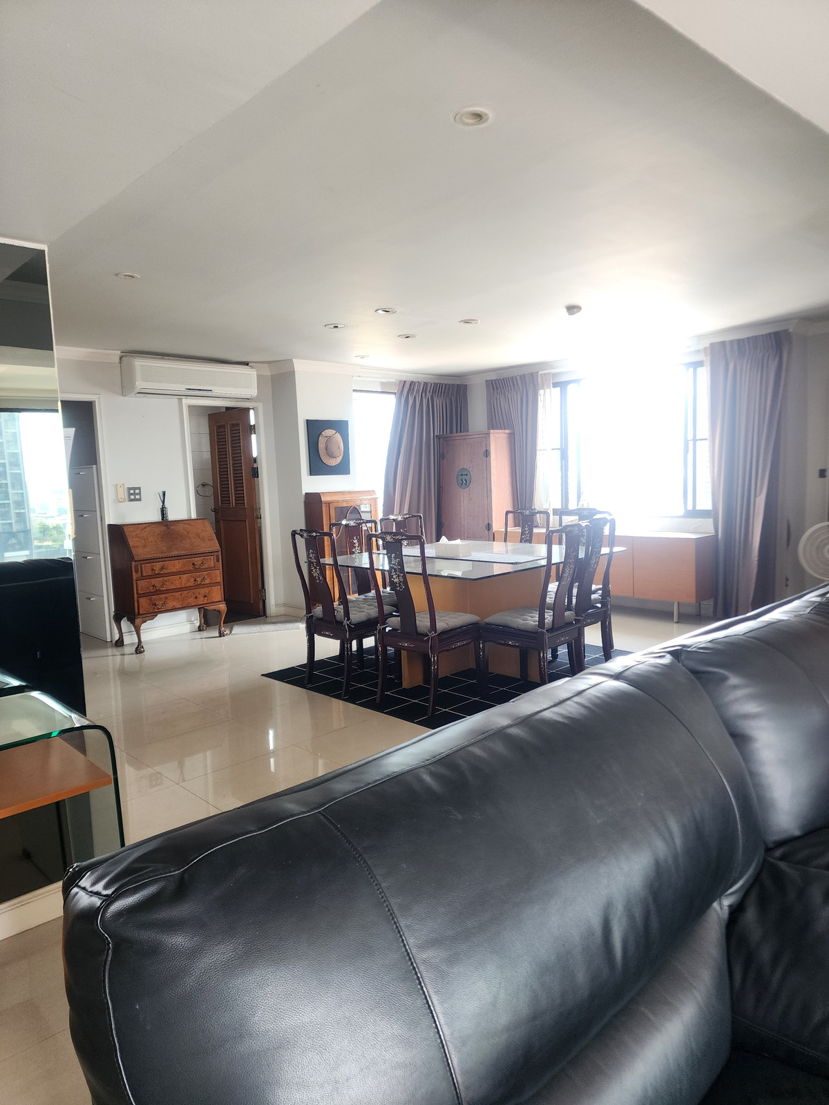 For SaleCondoSilom, Saladaeng, Bangrak : Condominium for sale, Penthouse 3-story, 3 bedrooms, Pearl Garden Condo, Sathorn Road, near BTS Chong Nonsi.