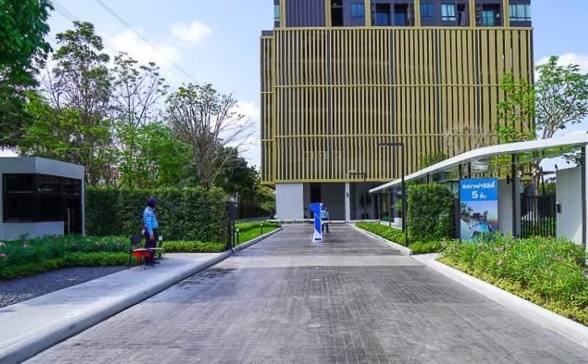 เซ้งคอนโดบางนา แบริ่ง ลาซาล : 10,000 ก็อยู่ติด Mega ได้! ห้องใหม่ ชั้น 21 วิวไม่บล็อก อยู่สบาย ใกล้ห้าง ใกล้รถไฟฟ้า ห้องใหม่แต่งครบ 