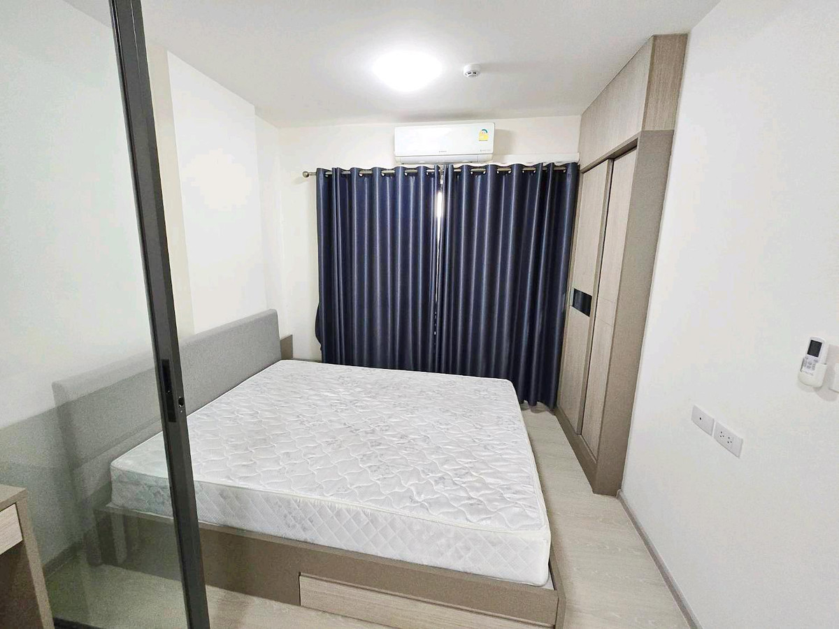 For RentCondoVipawadee, Don Mueang, Lak Si : Condo for rent: Grene Don Mueang (pool view room) near Don Mueang Airport.