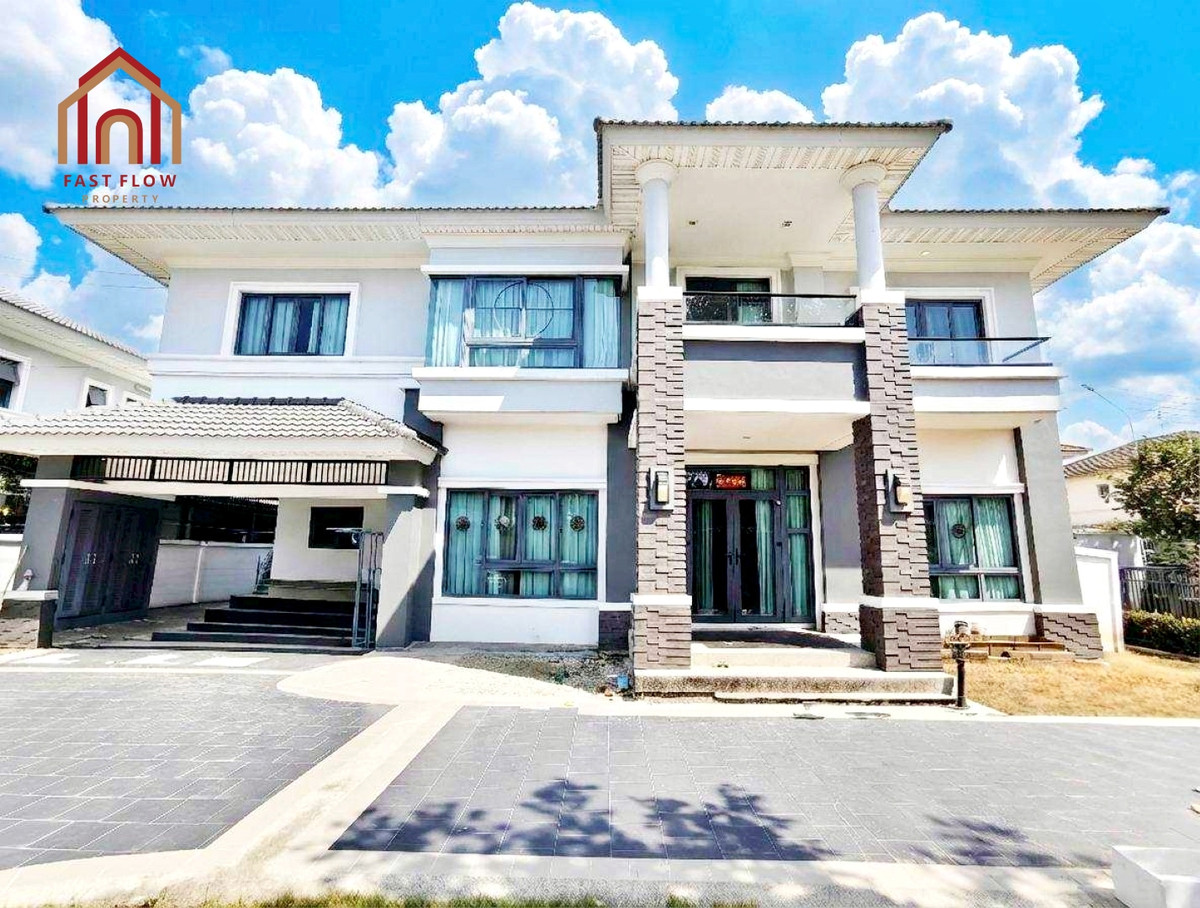 For SaleHousePathum Thani,Rangsit, Thammasat : For Sale: 2-story detached house, Supalai Park Ville Rangsit Klong 4, corner unit, main road frontage, near clubhouse, built-in furniture throughout. Supalai Park Ville Klong 4 project is located on Rangsit-Nakhon Nayok Road.