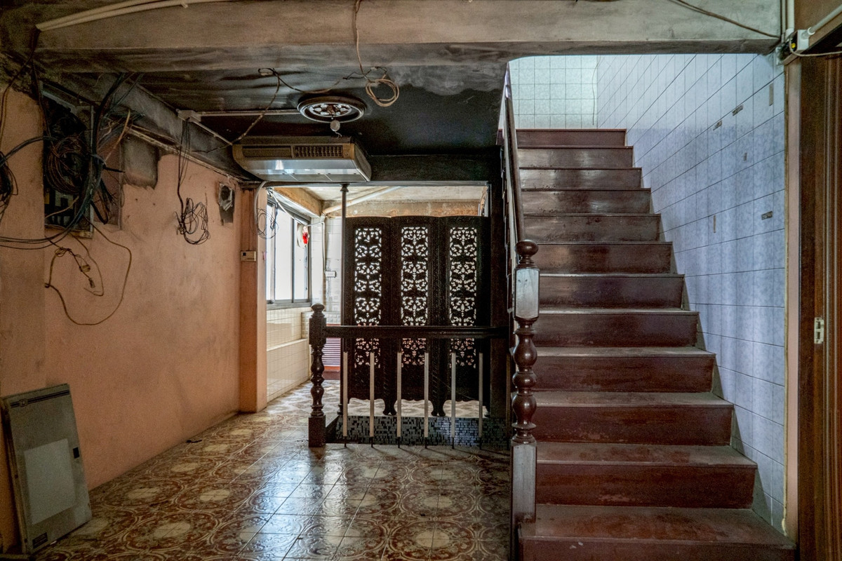 ขายทาวน์โฮมเยาวราช บางลำพู : ขาย ❗️ ทาวน์เฮ้า 6 ชั้น 2 คูหา บ้านเปล่า ทำเลดีมาก ใกล้กับ MRT สนามไชย และ MRT สามยอด