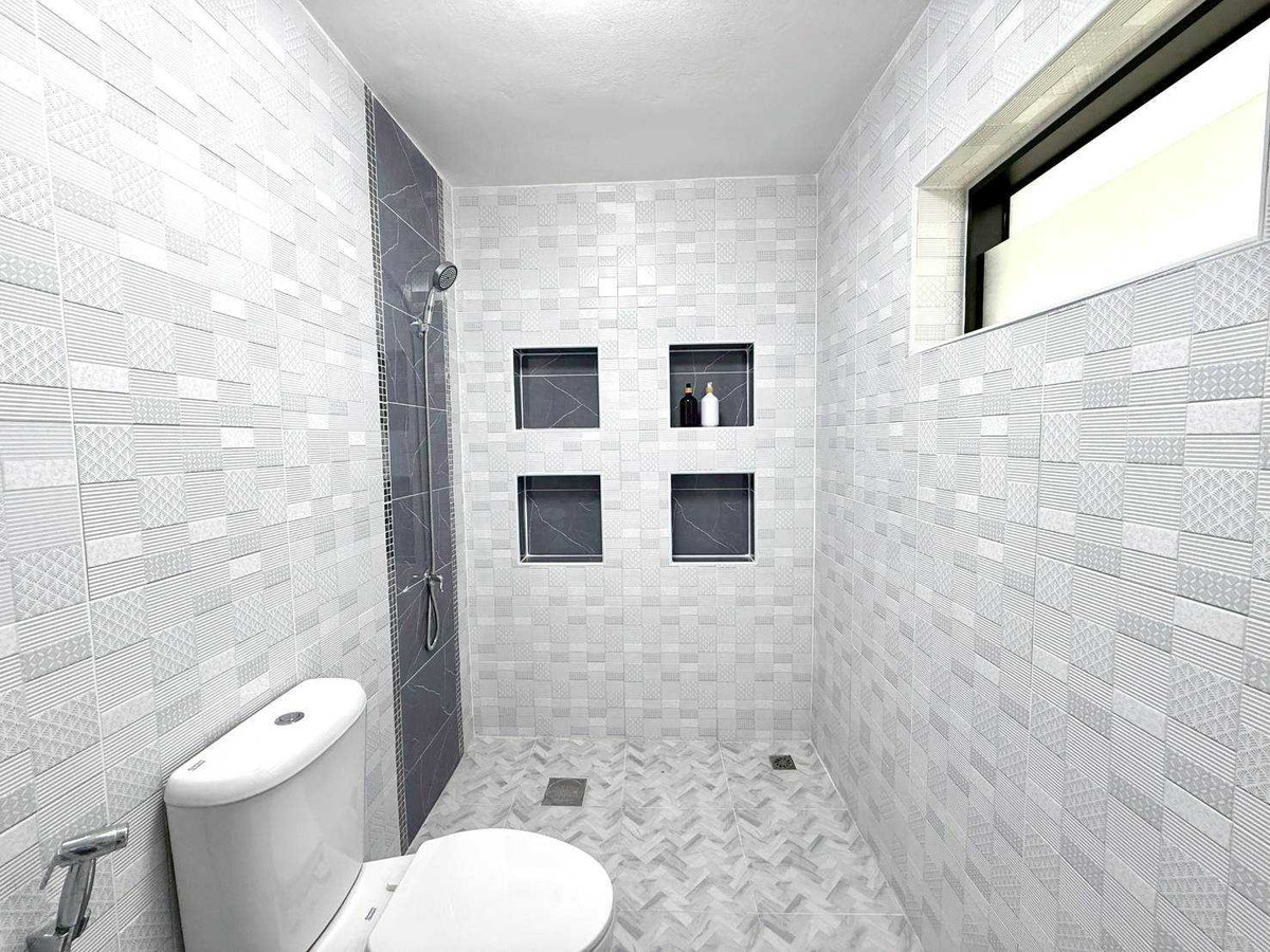 ขายบ้านนวมินทร์ รามอินทรา : ม.ทหารกองหนุน รามอินทรา109 ซ.พระยาสุเรนท์ 28  บางชัน คลองสามวา  มีนบุรี  วงแวนจตุโชติ 