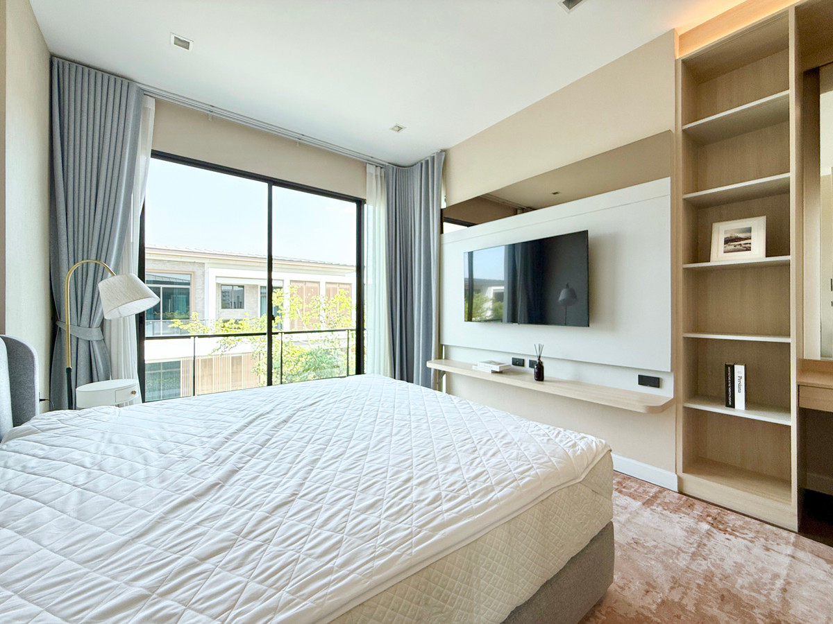 บ้านบางนา แบริ่ง ลาซาล : 🚀 บางกอก บูเลอวาร์ด บางนา กม.5 - 237ตรม. 4นอน4น้ำ2ที่จอดรถ ปรับลดค่าเช่า 092-545-6151 (ทีม)