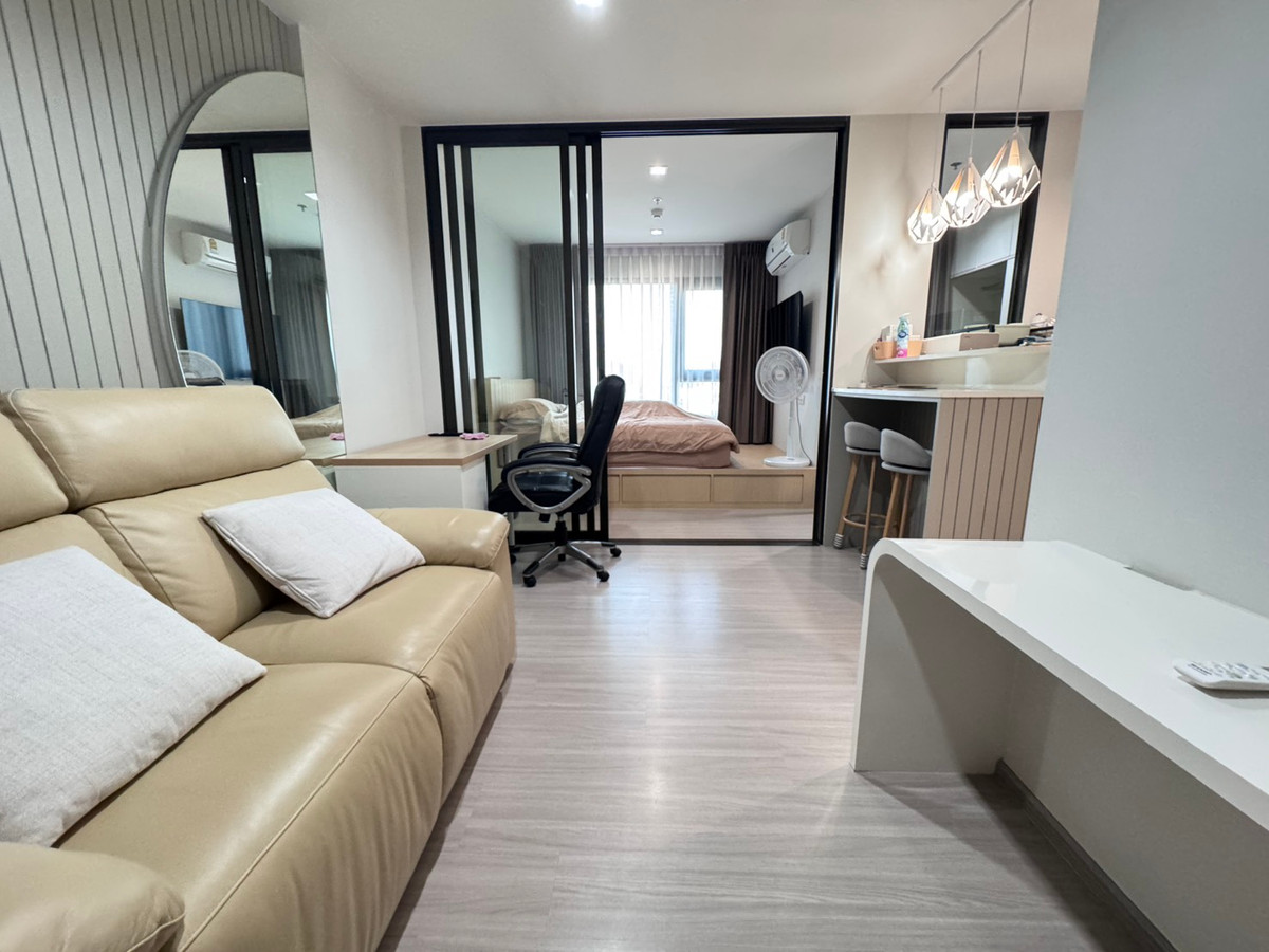 For RentCondoThaphra, Talat Phlu, Wutthakat : New room, Life Sathorn Sierra, 1 bedroom, for rent 16,900/month, available for rent, near BTS Talat Phlu.