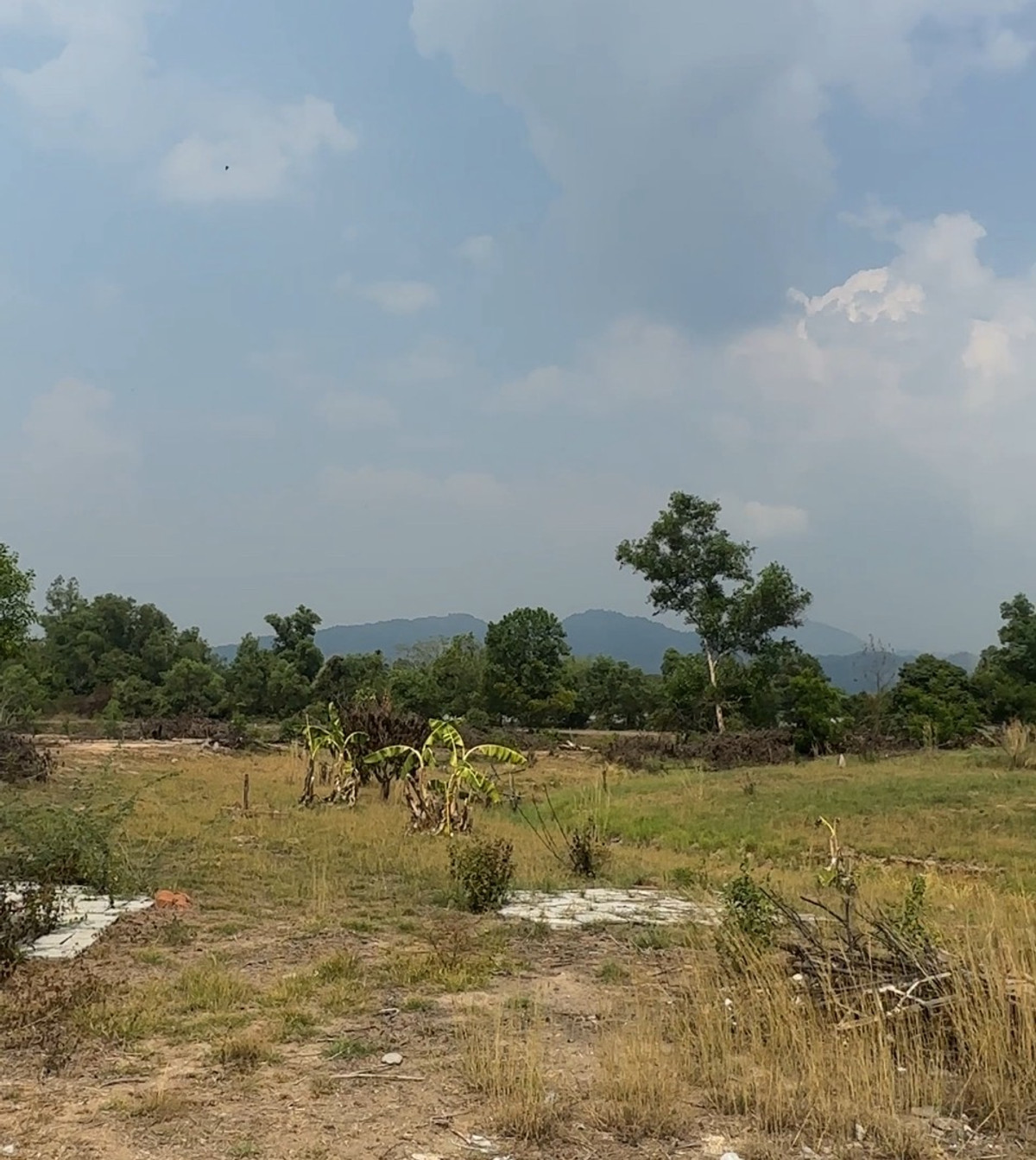 ขายที่ดินนครนายก : ขายที่ดินเปล่า ใกล้โรงเรียมเตรียมทหาร ต.ศรีกะอาง อ.บ้านนา จ.นครนายก เนื้อที่ 5 ไร่ 1 งาน
