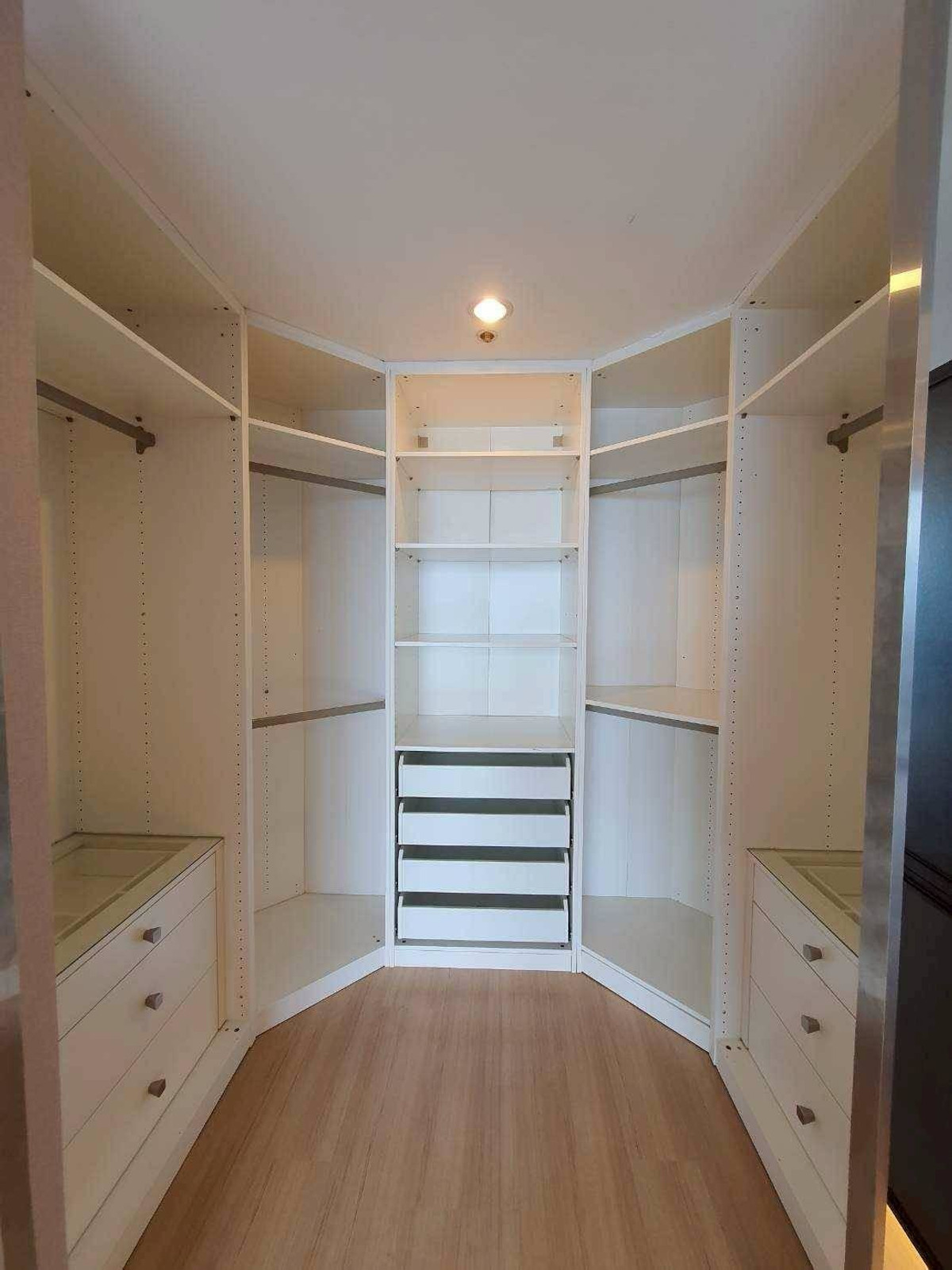 For RentCondoSathorn, Narathiwat : LTHC14431 – Condo for Rent | The Met Sathorn | 198 sqm | 3 Beds 3 Baths | Near BTS Chong Nonsi | 120K/Month | Condo for rent The Met Sathorn