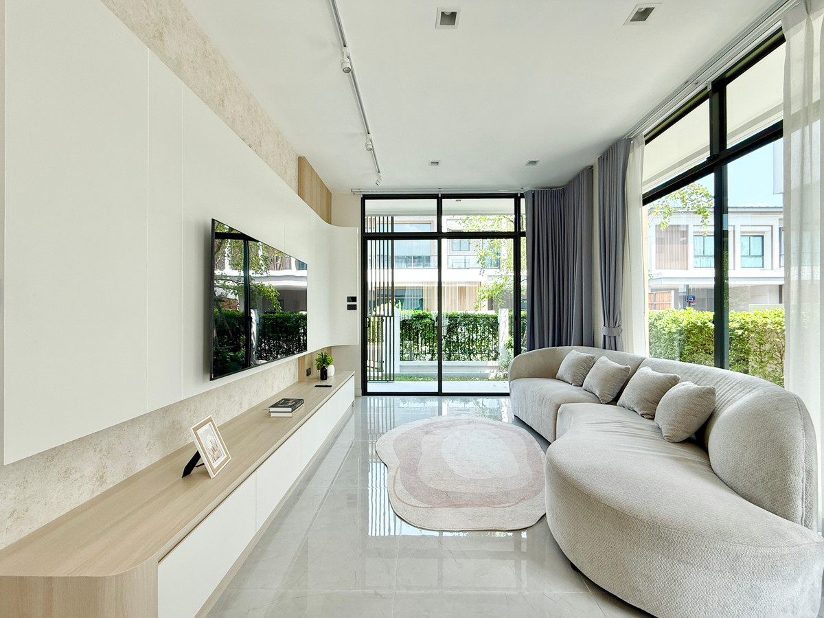 บ้านบางนา แบริ่ง ลาซาล : 🚀 บางกอก บูเลอวาร์ด บางนา กม.5 - 237ตรม. 4นอน4น้ำ2ที่จอดรถ ปรับลดค่าเช่า 092-545-6151 (ทีม)