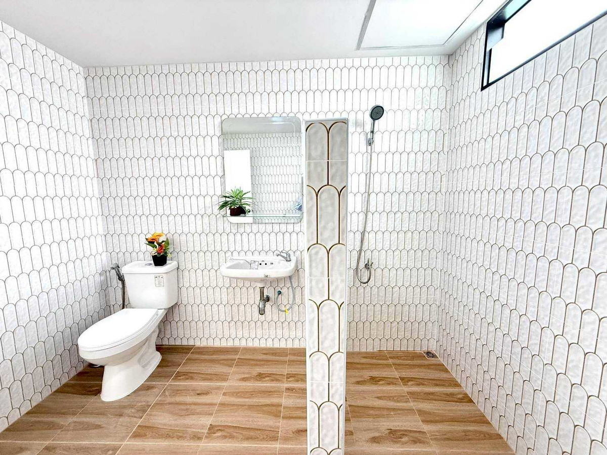 ขายบ้านนวมินทร์ รามอินทรา : ม.ทหารกองหนุน รามอินทรา109 ซ.พระยาสุเรนท์ 28  บางชัน คลองสามวา  มีนบุรี  วงแวนจตุโชติ 