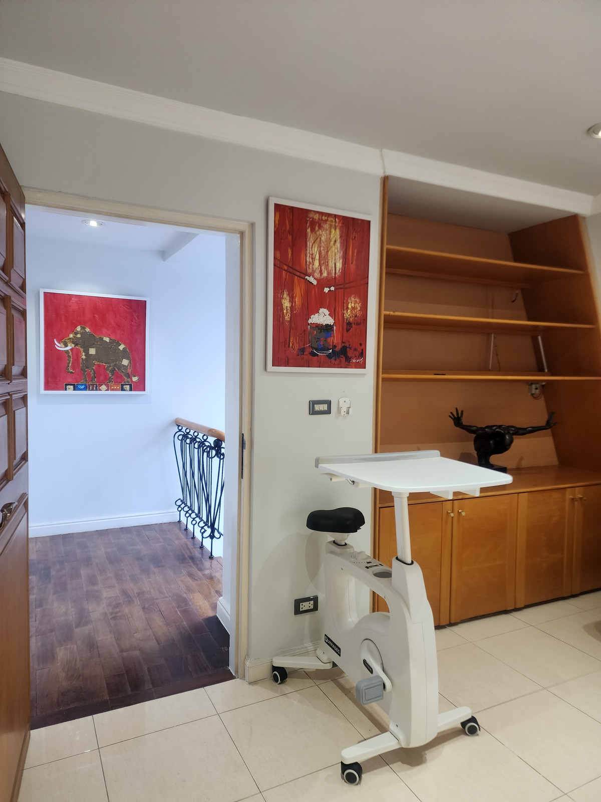 ขายคอนโดสีลม ศาลาแดง บางรัก : ขายคอนโดมิเนียม Penthouse 3 ชั้น 3 ห้องนอน เพิร์ลการ์เดน คอนโด ถนนสาทร ใกล้ BTS ช่องนนทรี