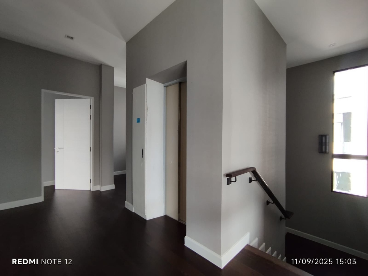 For SaleHotel&Apartment BusinessPinklao, Charansanitwong : Luxury mansion for sale, luxury house, single house, Grand Bangkok Boulevard Pinklao-Borom, corner house with private elevator.