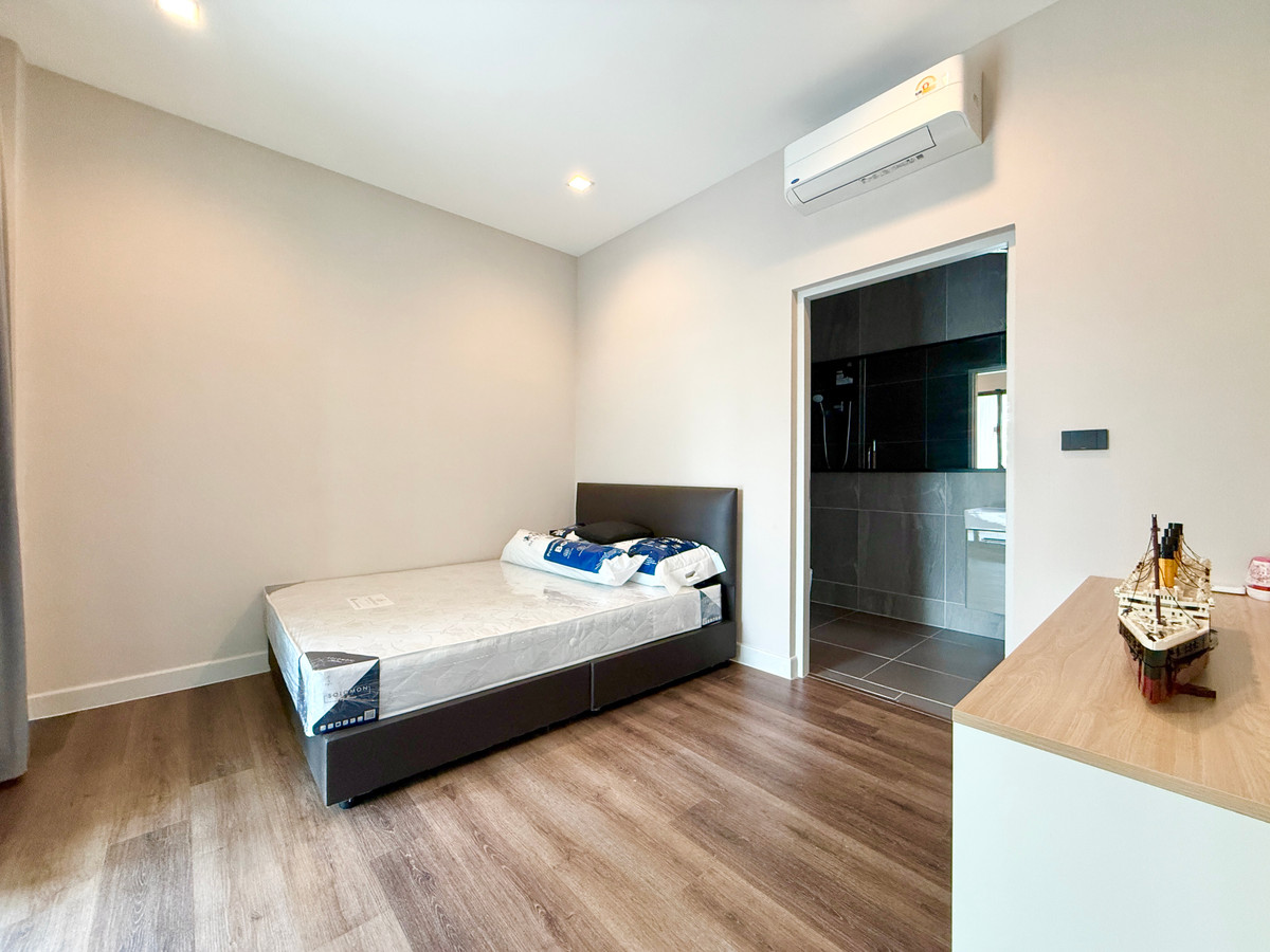 ให้เช่าบ้านบางนา แบริ่ง ลาซาล : 🚀 บางกอก บูเลอวาร์ด บางนา กม.5 - 369ตรม. 4นอน5น้ำ3ที่จอดรถ 092-545-6151 (ทีม)