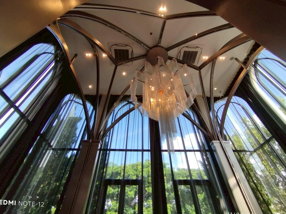 For SaleHotel&Apartment BusinessPinklao, Charansanitwong : Luxury mansion for sale, luxury house, single house, Grand Bangkok Boulevard Pinklao-Borom, corner house with private elevator.