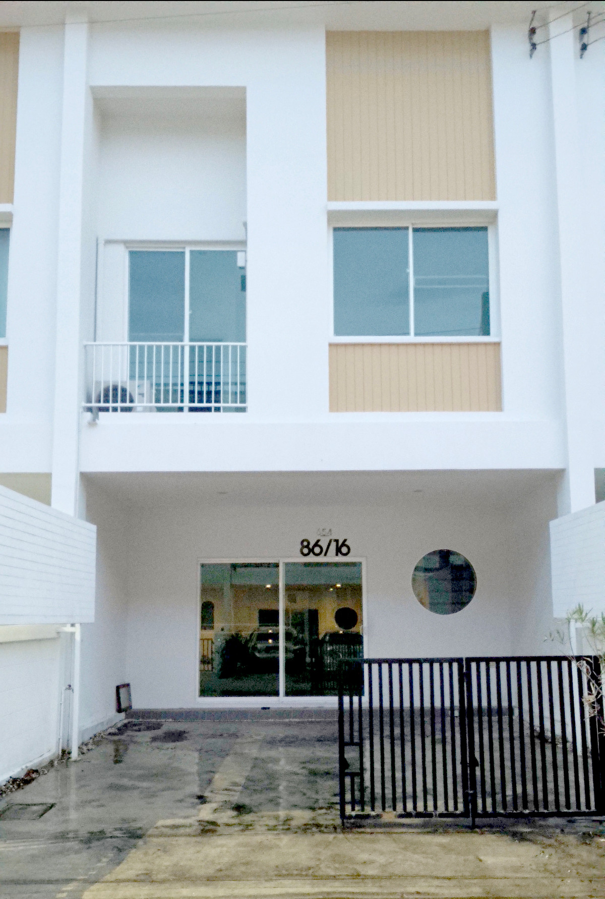 TownhomeNonthaburi, Bang Yai, Bangbuathong : Townhome for rent, Chuan Chuen Town Bang Yai, 5.7 meters wide, large house.