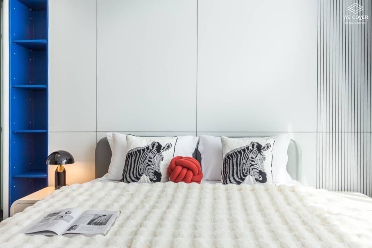 For SaleCondoSathorn, Narathiwat : Tait 12: 1bed 1bath 68sqm. 16,500,000 facing south spacious room and balcony Am: 0656199198