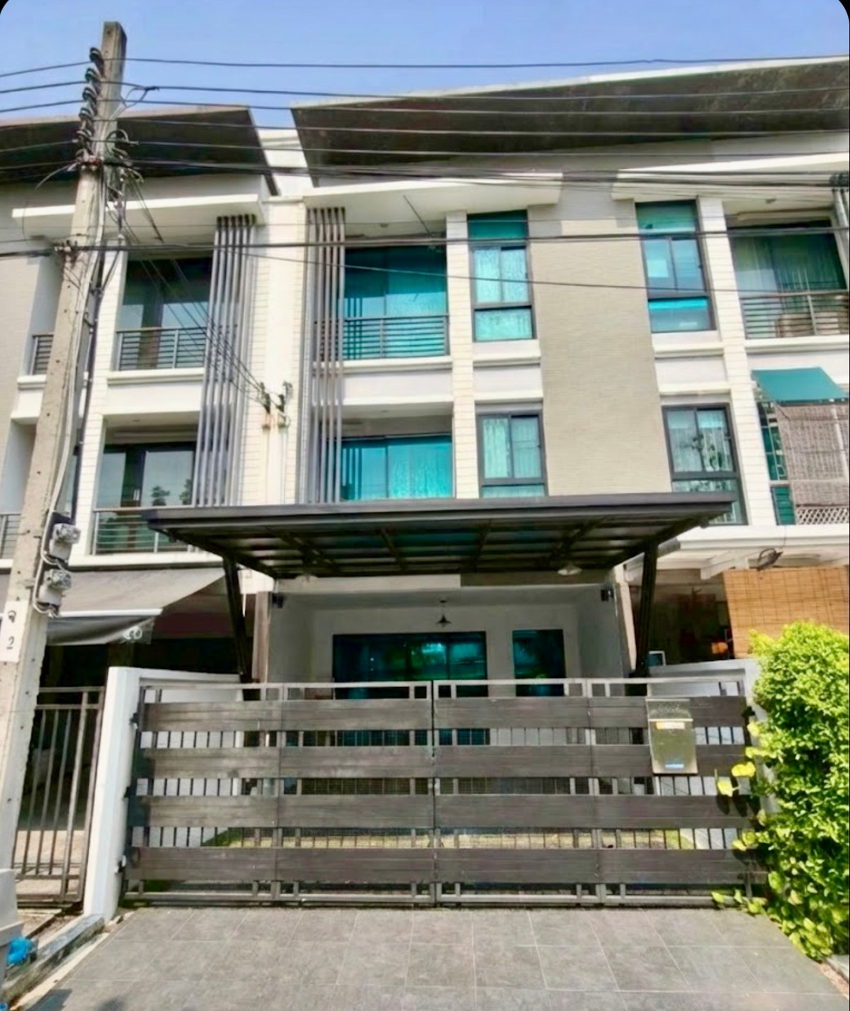 ให้เช่าทาวน์โฮมรามคำแหง หัวหมาก : ให้เช่า บ้านกลางเมือง พระราม 9 – รามคำแหง ทาวน์โฮม 3 ชั้น สภาพใหม่ ทำเลศักยภาพ ใกล้ทางด่วนและ Airport Link