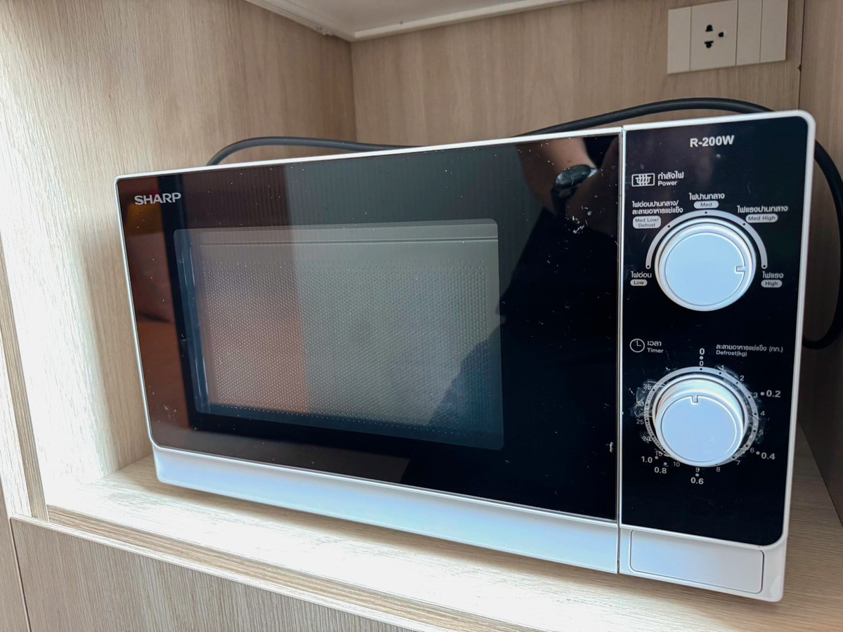 เซ้งคอนโดบางนา แบริ่ง ลาซาล : 10,000 ก็อยู่ติด Mega ได้! ห้องใหม่ ชั้น 21 วิวไม่บล็อก อยู่สบาย ใกล้ห้าง ใกล้รถไฟฟ้า ห้องใหม่แต่งครบ 