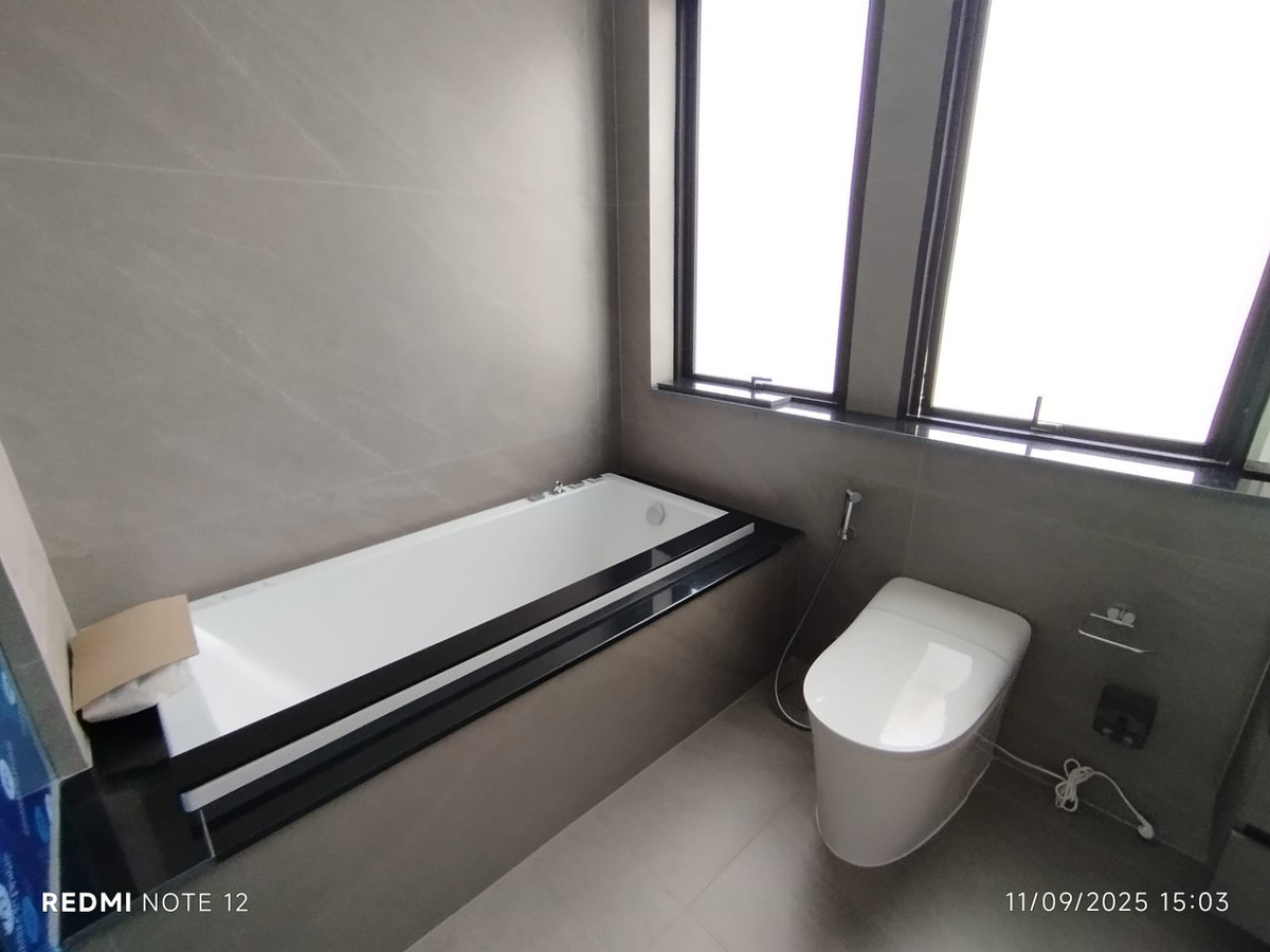 For SaleHotel&Apartment BusinessPinklao, Charansanitwong : Luxury mansion for sale, luxury house, single house, Grand Bangkok Boulevard Pinklao-Borom, corner house with private elevator.