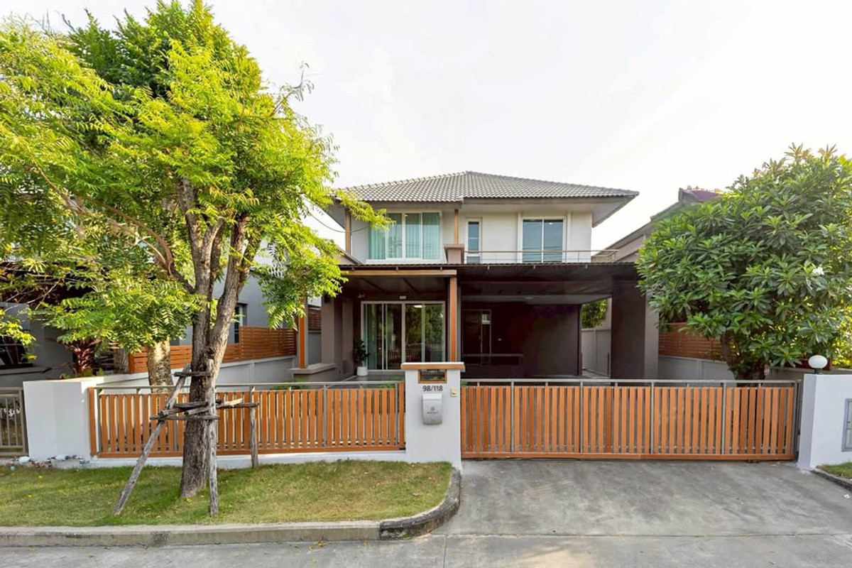 For SaleHousePathum Thani,Rangsit, Thammasat : Single house for sale, ready to move in Barani Residence Village, Rangsit, Khlong 3, good location, convenient travel. Khlong Sam Road, Pathum Thani.