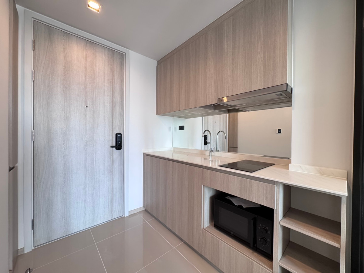 ให้เช่าคอนโดวงเวียนใหญ่ เจริญนคร : Reference Sathorn Wongwianyai 1 bedroom, วิวแม่น้ำ ให้เช่า 22,000/เดือน