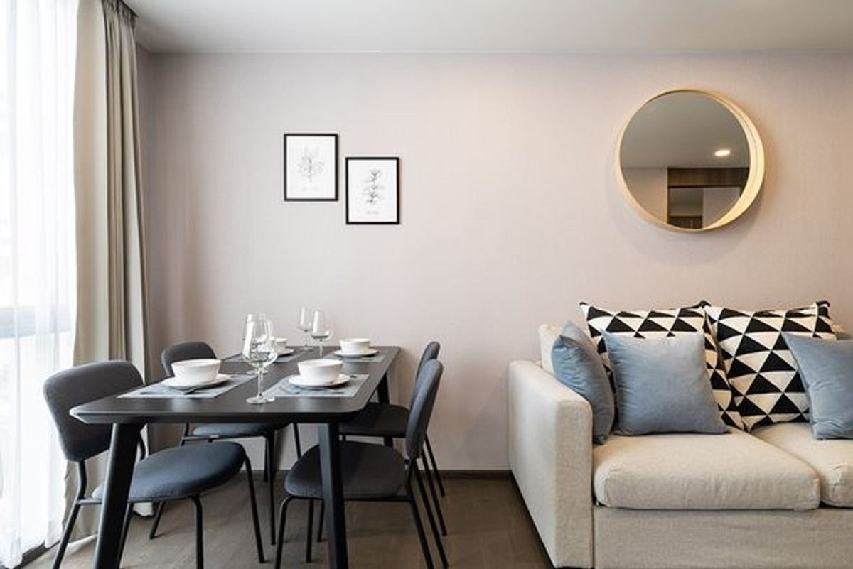 For RentCondoSiam Paragon ,Chulalongkorn,Samyan : Klass Siam【𝐑𝐄𝐍𝐓】🔥A room of just the right size, with clean lines and a well-arranged layout, giving off a sophisticated image from the very first glance.🔥 Contact Line ID: @hacondo