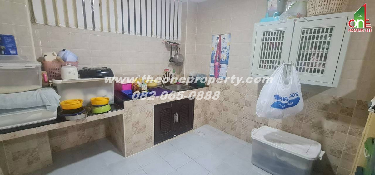 For SaleTownhomeNakhon Pathom : Townhouse, 2 floors, 24 sq m., Siwarat Village 5, Phetkasem Road, Phutmonthon Sai 4 Road, Krathum Lom Subdistrict, Sam Phran District, Nakhon Pathom Province.