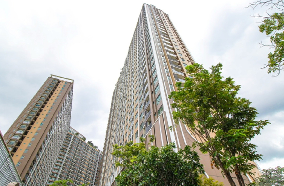 ขายคอนโดบางแค เพชรเกษม : ✨ For Sale: Supalai Veranda Phasi Charoen Station Condo ✨ 💰 Only 4,780,000 THB ราคาดีสุด ห้องใหม่2ห้องนอน พร้อมที่จอดFix เจ้าของไม่เคยอยู่  พร้อมนัดชม ยินดีให้บริการครับสนใจติดต่อ คุณเจมส์มาร์