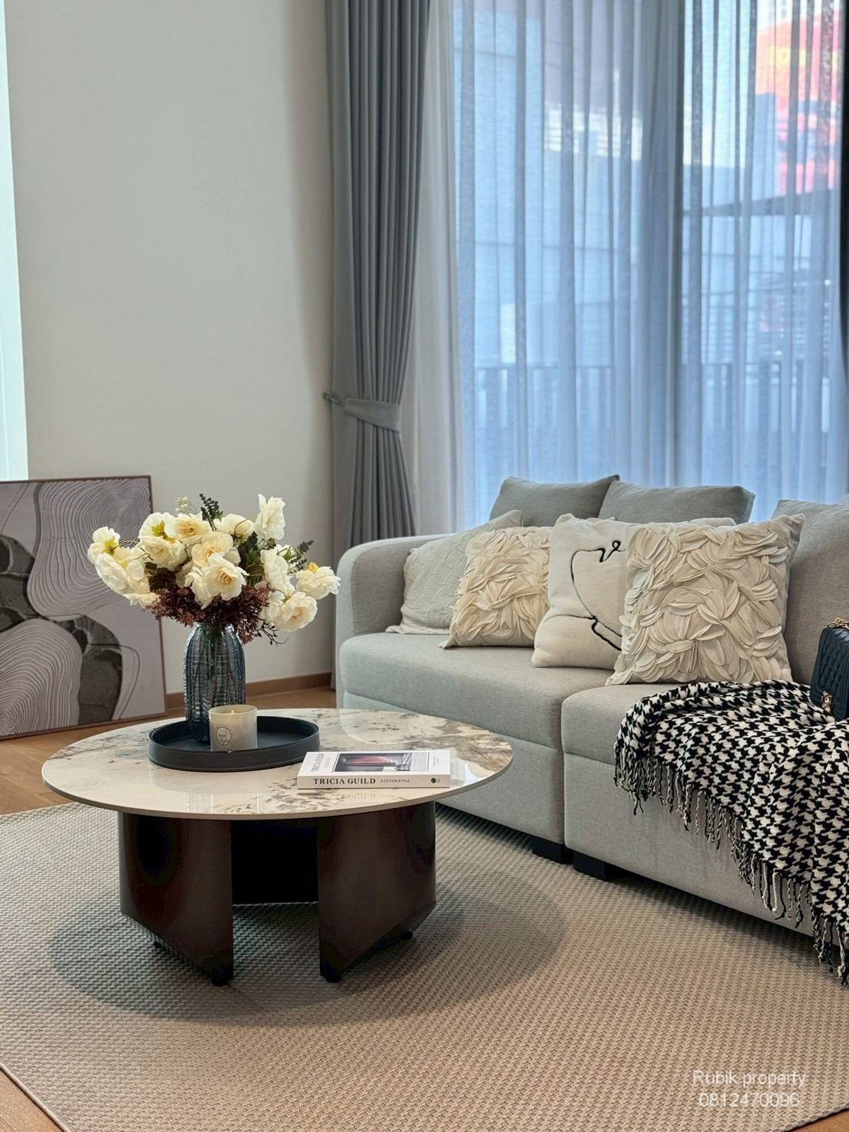 ให้เช่าคอนโดวิทยุ ชิดลม หลังสวน : 🌿 ให้เช่า 28 Chidlom – ห้องใหญ่ 88 ตร.ม. วิวสวน สวยมาก RB1704 คอนโดลักชัวรีใจกลางชิดลม ติด Central Chidlom / เดินถึง BTS Chidlom